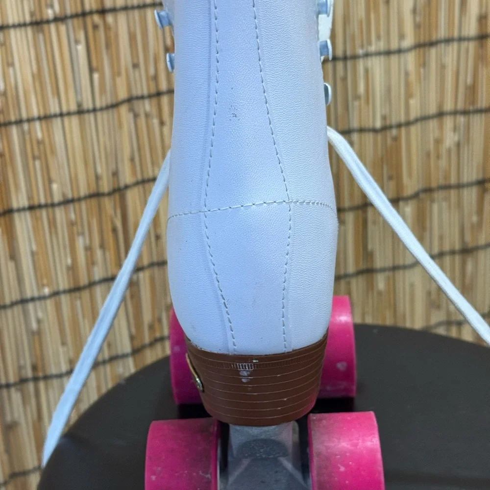 White Leather Quad Roller Skates with Pink Wheels - Picture 7 of 11